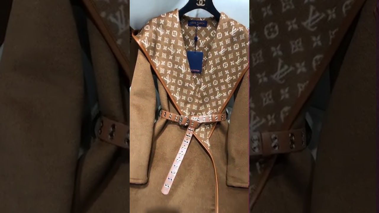 HOODED WRAP COAT by Louis vuitton, unboxing. 