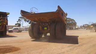 2001 Caterpillar 777D Rigid Dump Truck