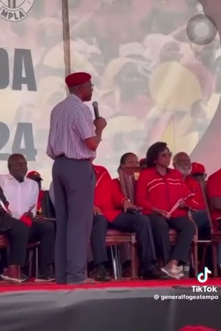 General Foge a Tempo e João Lourenço- Humor.