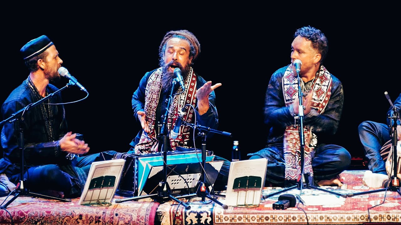 Lajpal Nabi Mere by Fanna-Fi-Allah Qawwali at the Barbican London