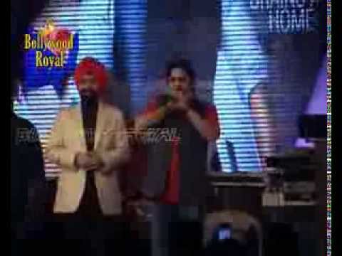 Grand finale of Mulund Festival 2013 with Sukhwinder Pareeniti Chopra  Arshad Warsi  2