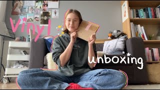 VINYL UNBOXING: Chappell Roan pink pony club 7''