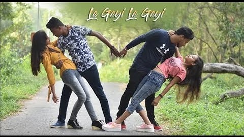 Le Gayi Le Gayi (Mujhko Hui Na Khabar ) School Love | tik tok famous song | Ft.Gopal & Shruti