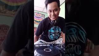 #newstar bali#house musik funkot di sore hari.wuasyiiiik.Enyaaaak.#dj funkot.#funkotbali💃💃💃