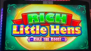 Rich Little Hens Rule the Roost! Slot machine bonus games! #slot #slotscasinogames #gamblinggame 