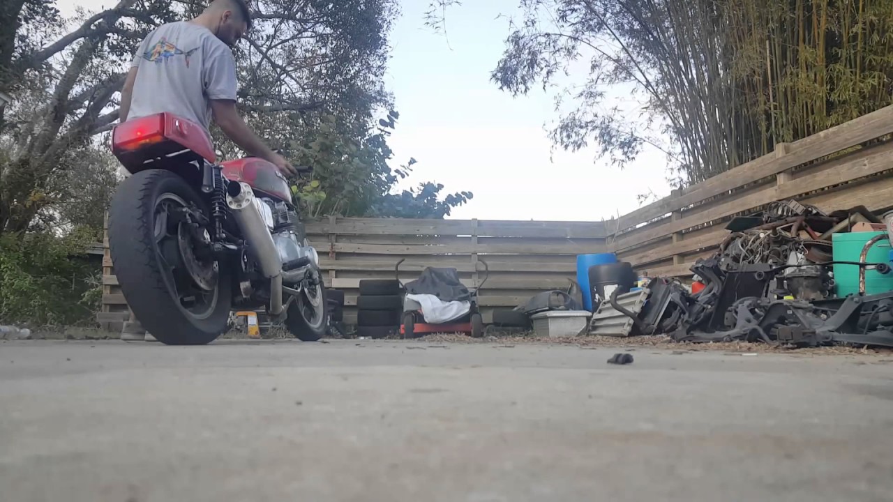 Copy of Gs1000g warm idle, and rev to 6k. Yoshimura 4 into 1 header, vance & hines muffler