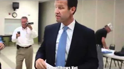 Democrat Carnahan Runs From Ground Zero Mosque Que...