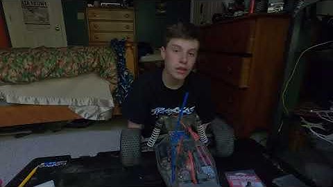 How to install wheel bearings on a Traxxas Rustler