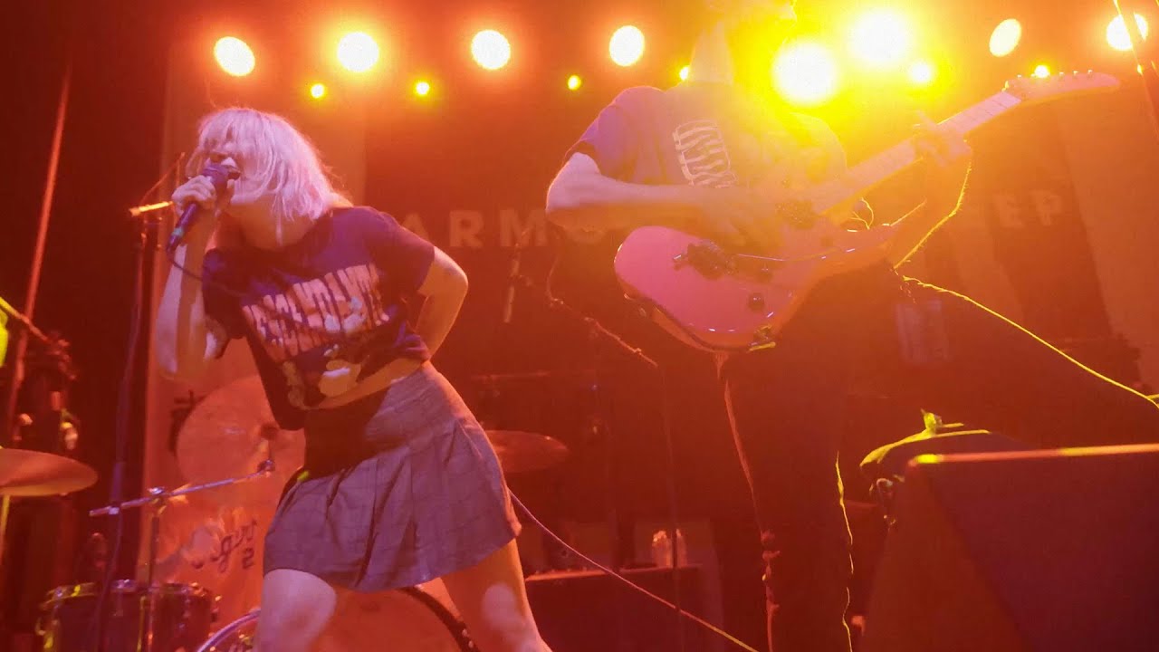 Winona Fighter - Wlbrn St Tvrn (Official Music Video) Winona Fighter - Wlbrn St Tvrn (Official Music Video)