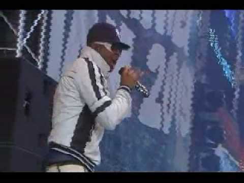 Dream on stage at SummerJam
