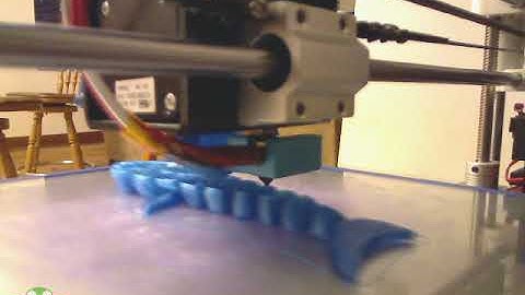 anet a8 3d print - timelapse of an articulated shark.