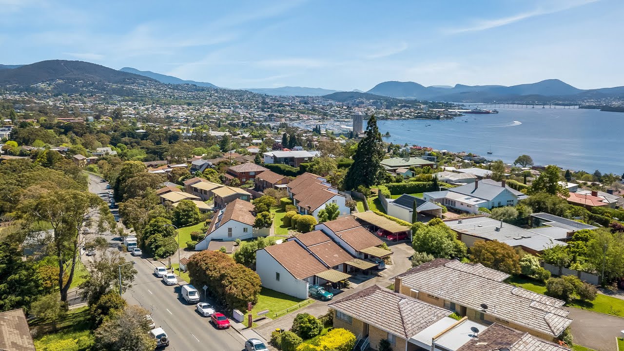 4/287 Churchill Avenue, Sandy Bay Ant Manton RRU LJ Hooker Pinnacle