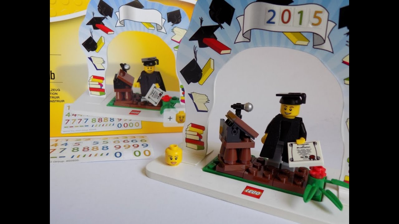 LEGO Classic Minifigure Graduation Set 850935 