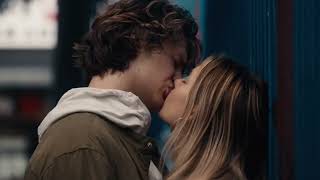 Top 5 kissing scenes Hollywood movies #kissing  #kiss_scene  #youtuneshorts