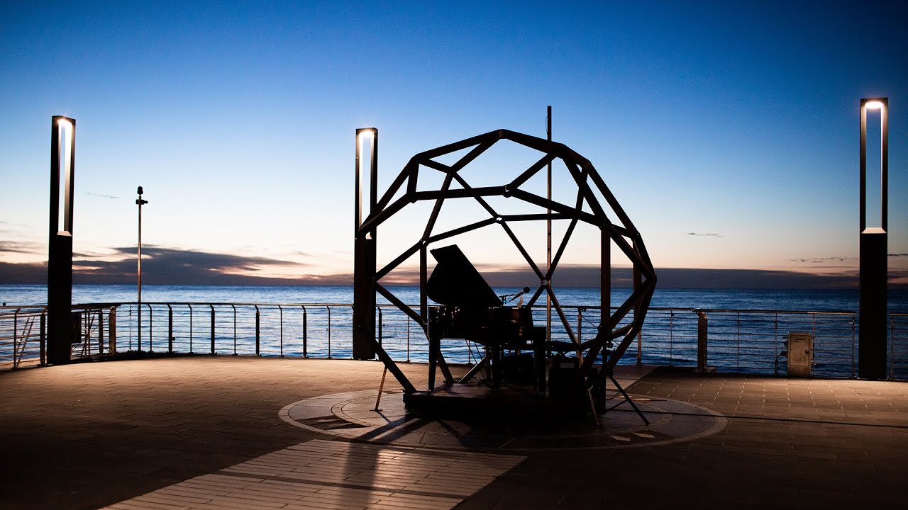 Venerus live in Alassio (sunrise session) / Jazz:Re:Found x Ford