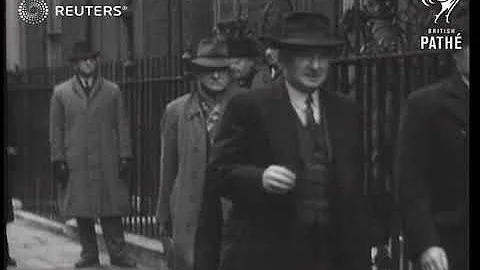 Crisis meeting at 10 Downing Street (1951)