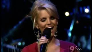 Jessica Simpson - Oh Holy Night (Live @ The View 2004/12/01) [HQ]