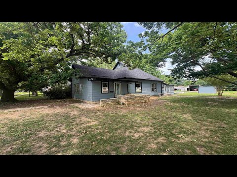 1620 Fuller St, Winfield, KS home video tour