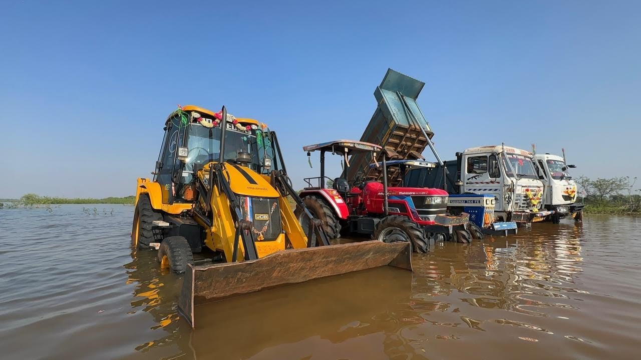 Washing JCB 3dx | TATA Signa Tipper | Mahindra | Swaraj | Tata Truck in Village Pond 