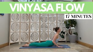 VInyasa Flow | Yoga Flow | Beginner Level | 17 Minutes | Summalea Day