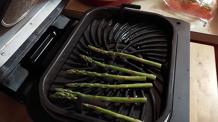 Ninja Foodie Grilled Asparagus