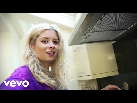 Nina Nesbitt - Video Diary #2 (VEVO LIFT UK)