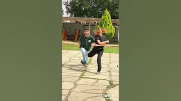 انا سكينه وزميلي سكينه لايك كومنت مثلك يا عسل 