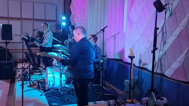 Twisted Tones - Oi mikä ihana ilta (live 20.8.2022)