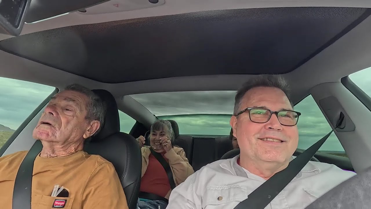 Gone Fishing, Cruising through Shuttered U.S. Border Patrol Immigration Inspection Stop, GFH10698