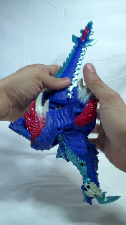 ULTRAMAN OMEGA METEOKAIJU SERIES DX REKINESS