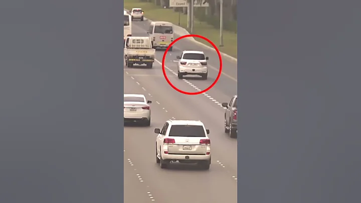 Dubai road accident CCTV Footage Revealed By Dubai Police - DayDayNews