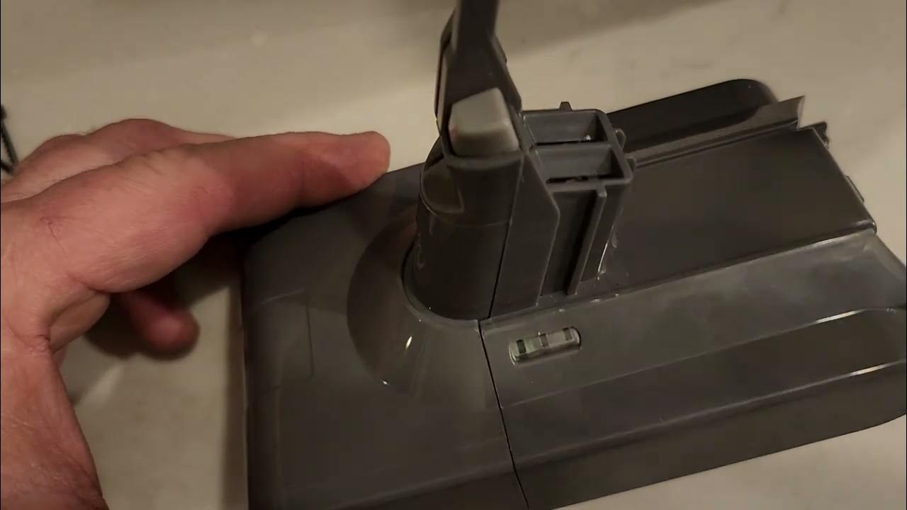 Fixing a battery powered dyson (TT9) that turns on and off every second YouTube