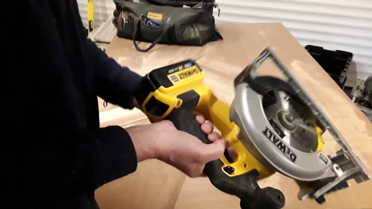 DeWalt DCS391N Circular saw - YouTube