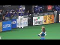 噂のきつねダンスを見たドラゴンズベンチの反応!手拍子する荒木コーチ(笑) (2022/06/10)