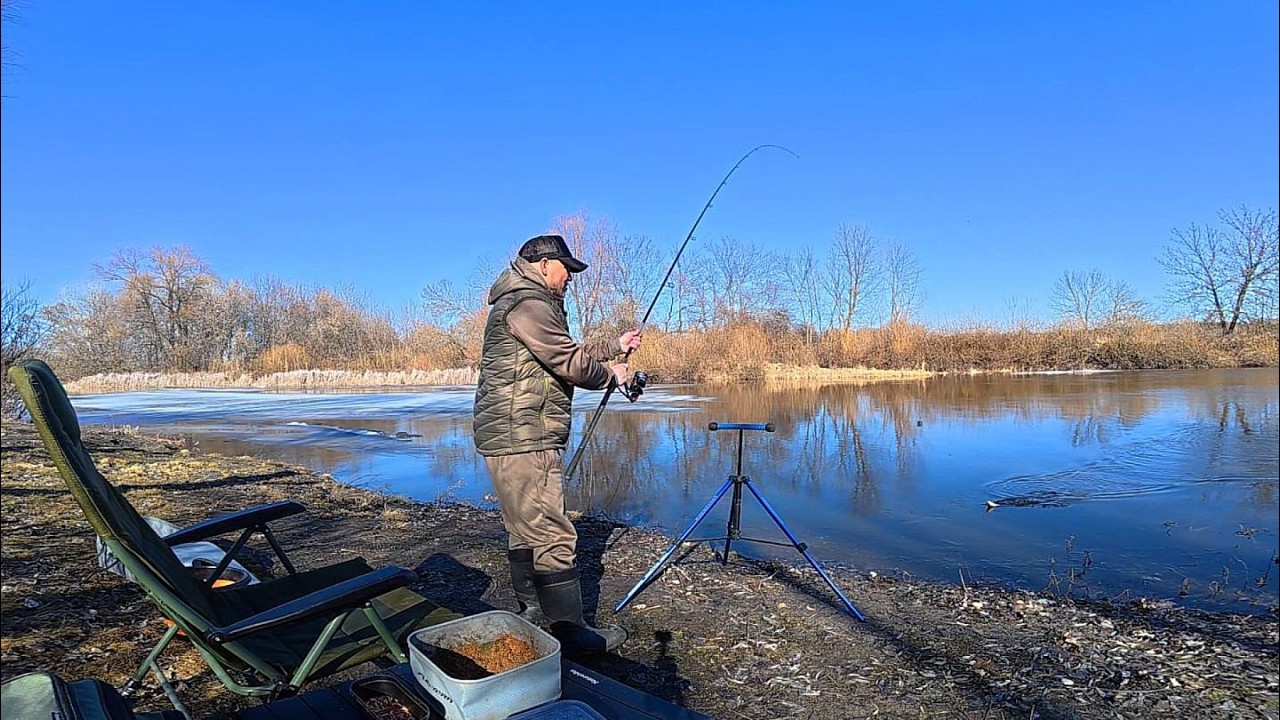ВІДКРИВ ФІДЕРНИЙ СЕЗОН І ВІДРАЗУ ПОПАВ НА АКТИВНИЙ КЛЬОВ. Рибалка на фідер 2026