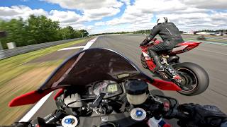 Onboard at Autodrom Brno | 2:43.5 | CBR600RR | Hafeneger Renntrainings | 06.09.26 Autodrom Brno 1 58 4 Honda Vs Sbk Ducati New Pb 1 58 4 Patrick Hobelsberger Vs Michal Filla