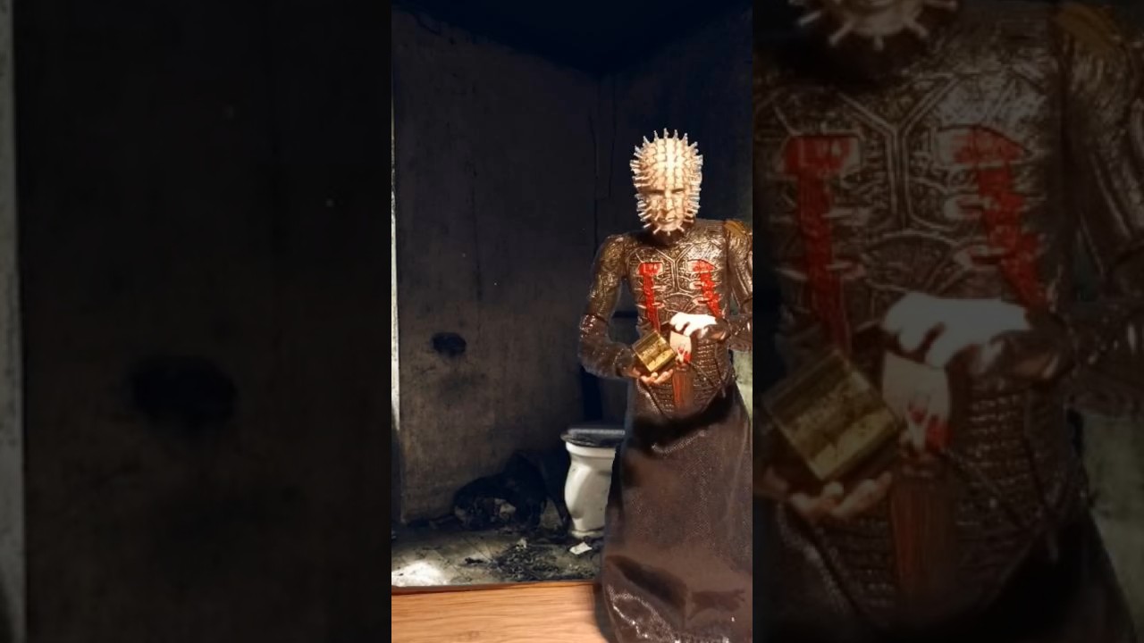 Hellraiser Stop Motion Pinhead box