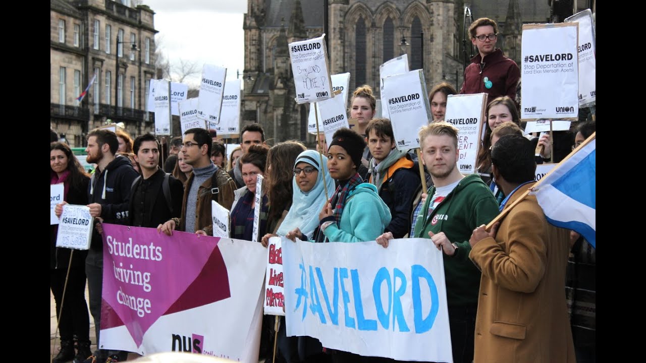 Protest at the Scotland Office over deportation of NUS Officer