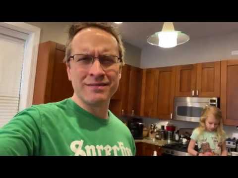How to peel hard-boiled eggs - YouTube