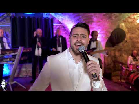 طارق كيوف و فرقة ايكونز وصلة اكتر من الي انا بحلم فيه