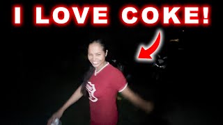 THAI GIRLFRIEND GETS HAPPY OF COCA-COLA