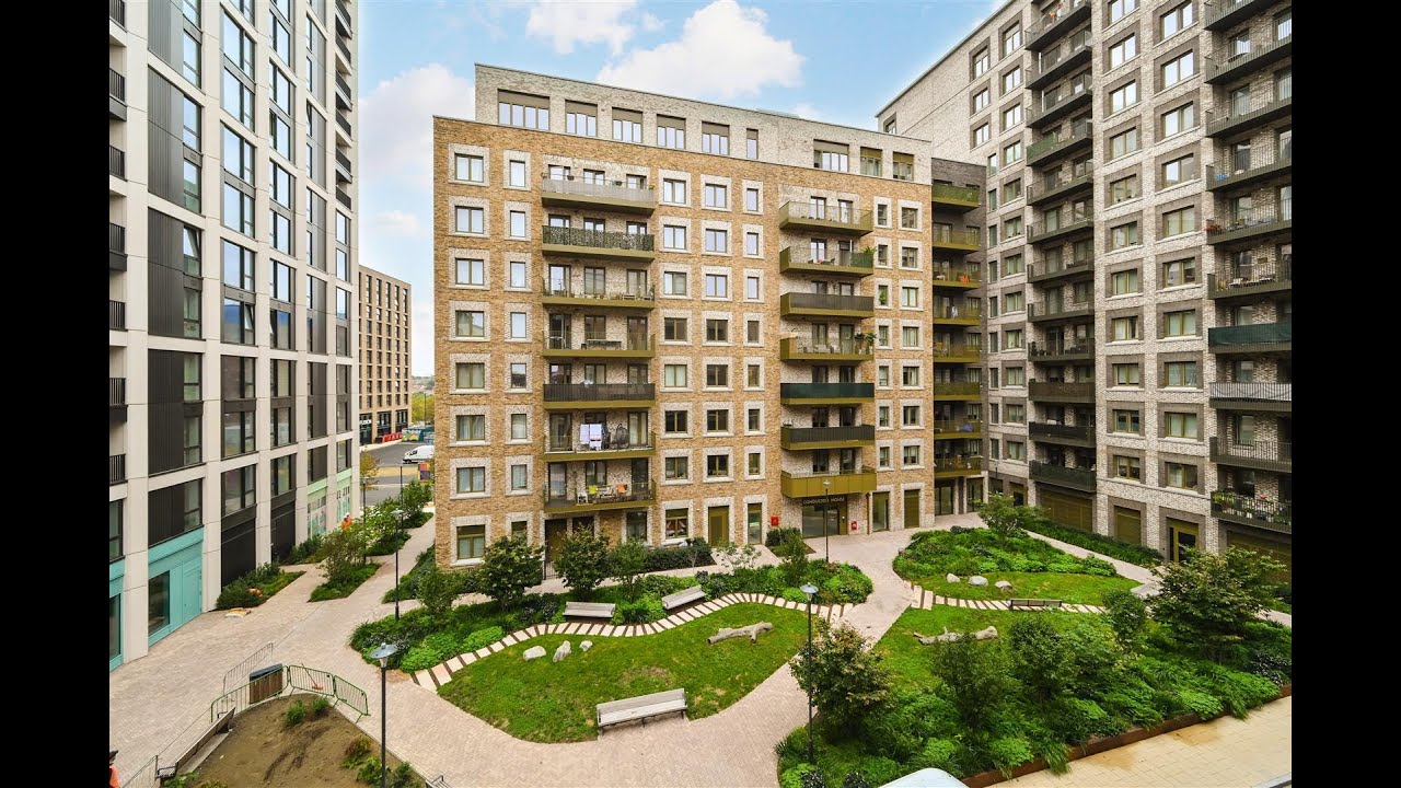 Apartment With Lovely Garden Views in Brent Cross Town, London