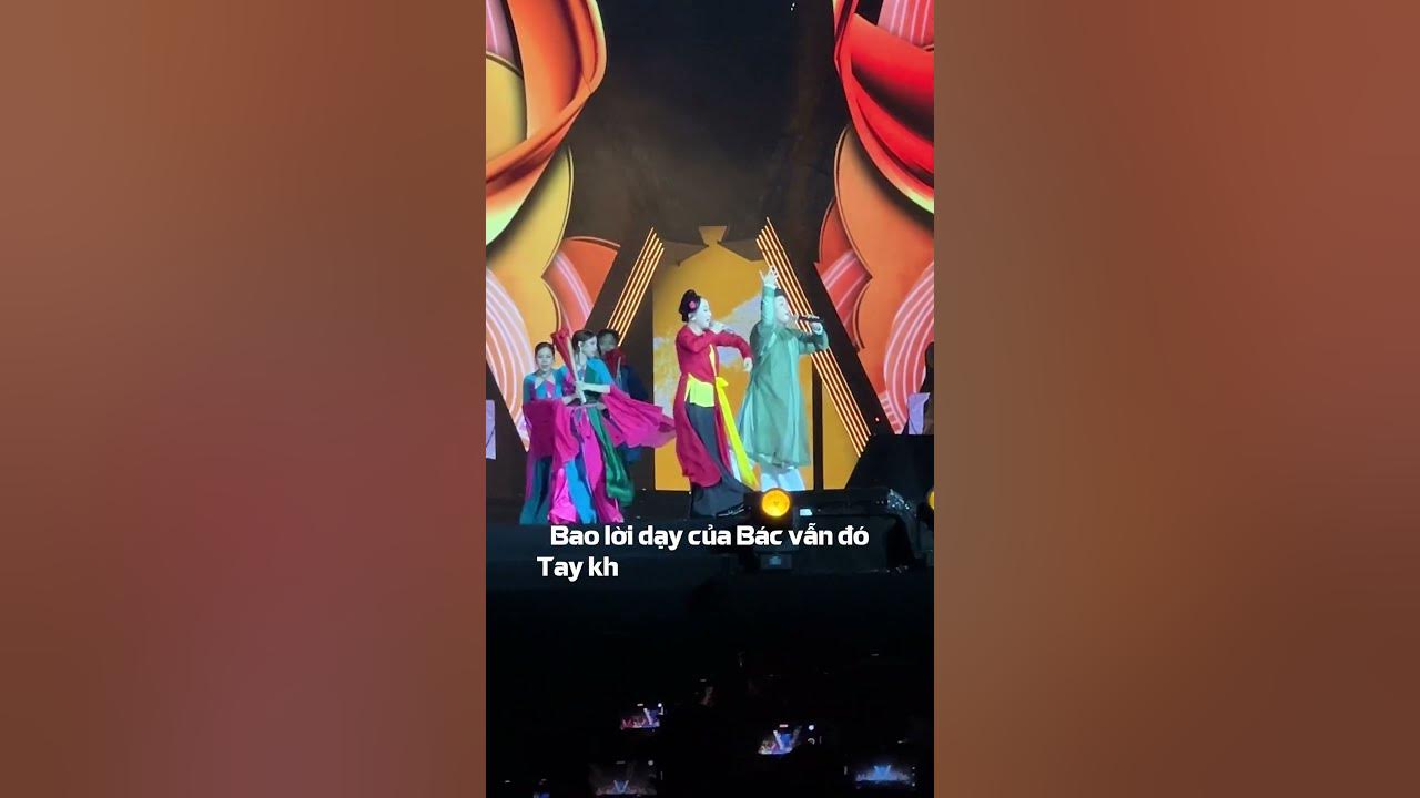 NSND Thu Huyền & Thanh Duy hát live đầy nội lực "Kiếp Sau Vẫn Là Người Việt Nam" trước 50N khán giả