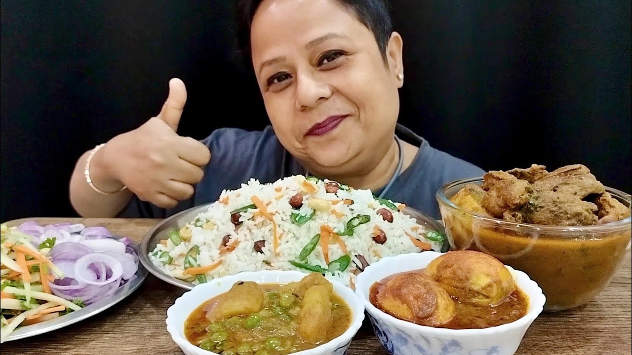 Merry Christmas, chicken liver and gizzard kosha, egg ghee roast, dum alu and fried rice