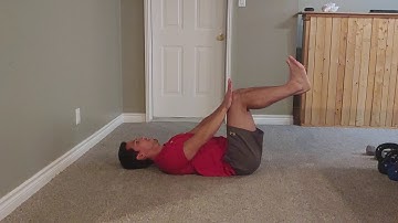 Deadbug Hold - press hands to knees