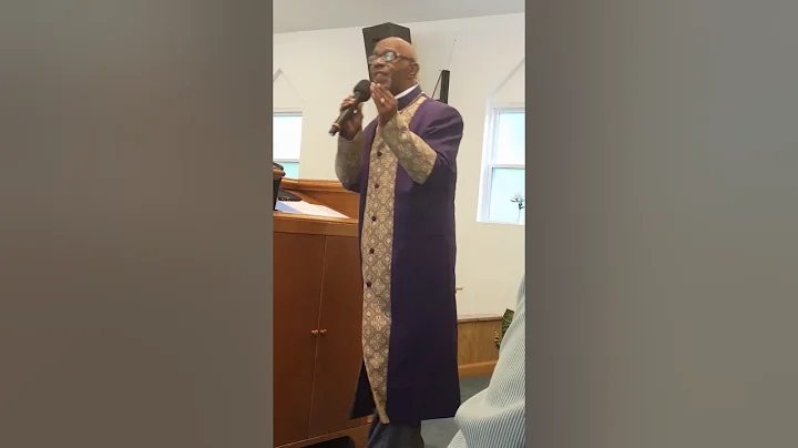 Pastor Phillip Copney singing My Souls Been Anquered