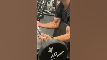 Biceps curl , predicador