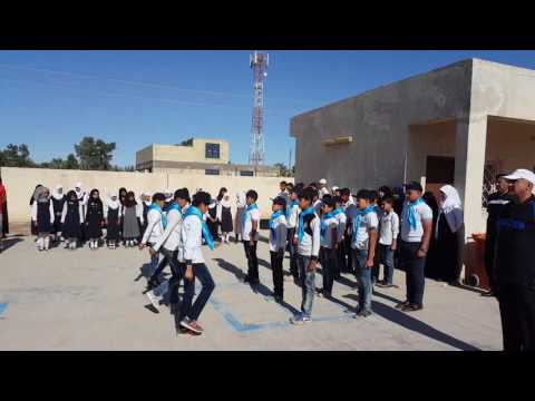 مراسيم رفع العلم العراقي ليوم الخميس المصادف ٢٠١٧ ٤ ٢٠ لمدرسة مصباح الهدى الإبتدائية في محافظة ميسان