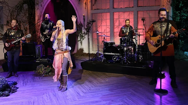 Cassadee Pope Performs "One More Red Light!" - Pic...