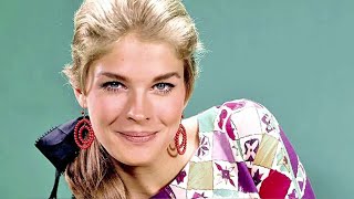 Candice Bergen Goes Bare—Pictures Don’t Lie! Take a look